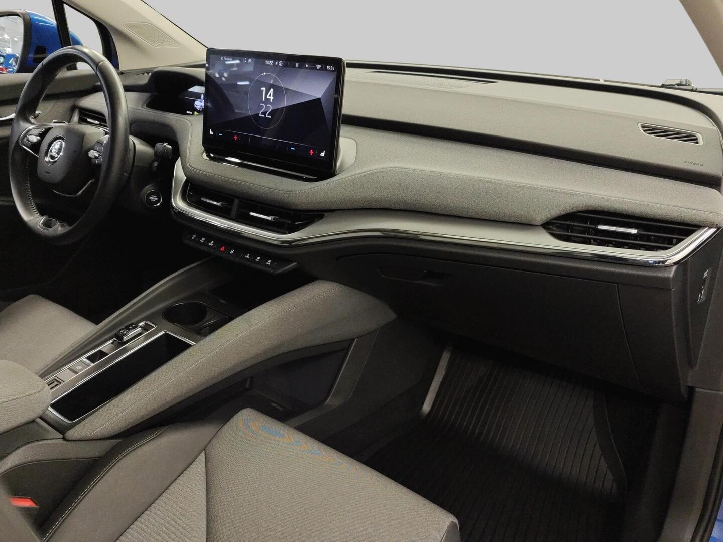 SKODA Enyaq 2023