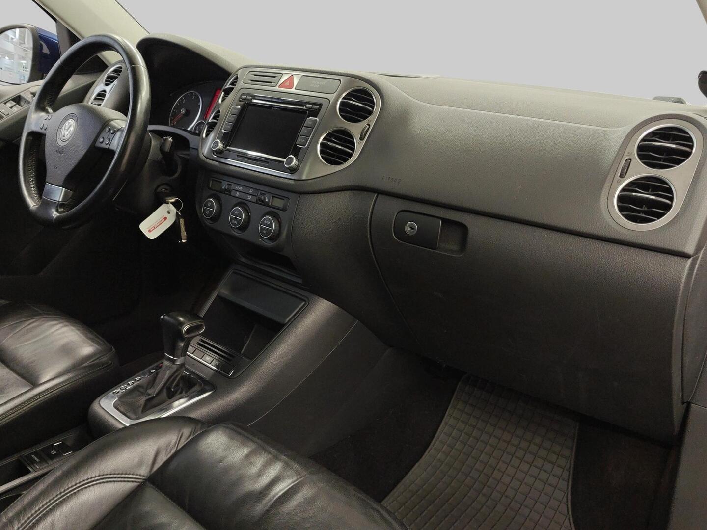 VOLKSWAGEN Tiguan 2009