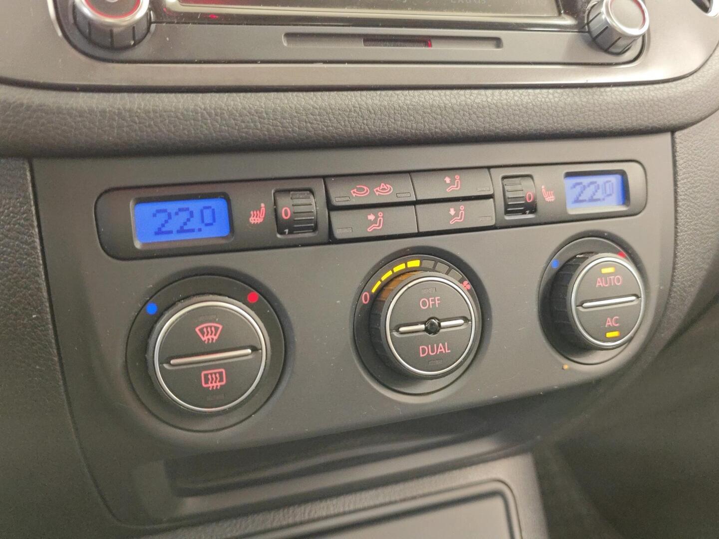 VOLKSWAGEN Tiguan 2009