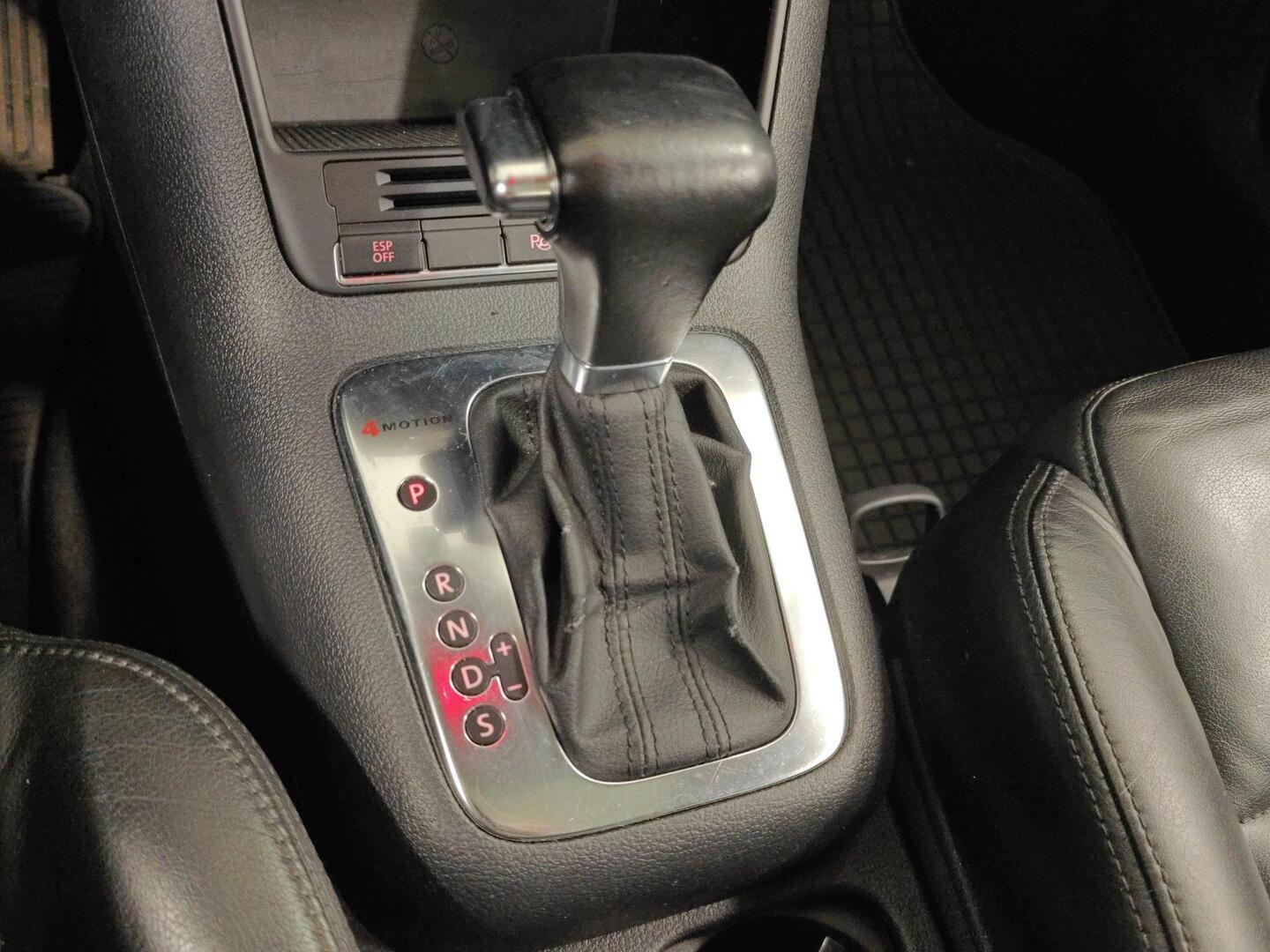 VOLKSWAGEN Tiguan 2009