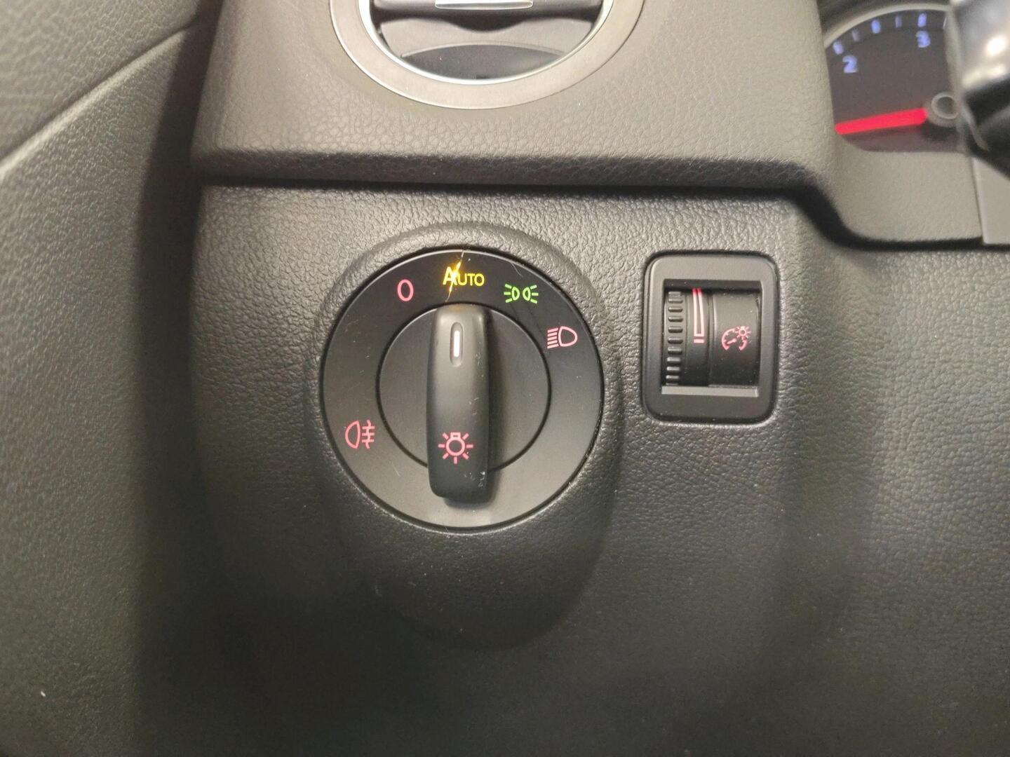 VOLKSWAGEN Tiguan 2009