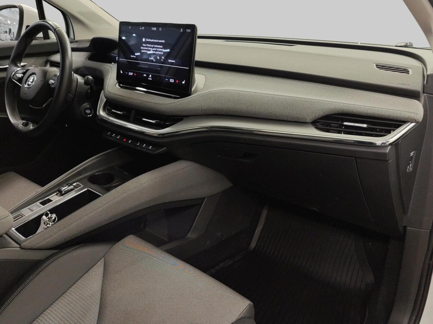 SKODA Enyaq 2023