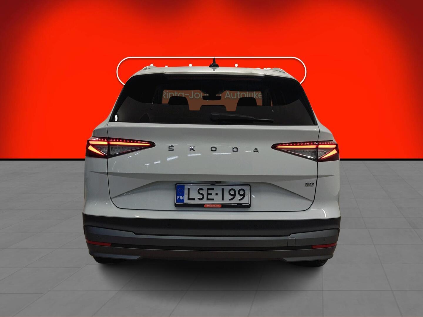SKODA Enyaq 2023