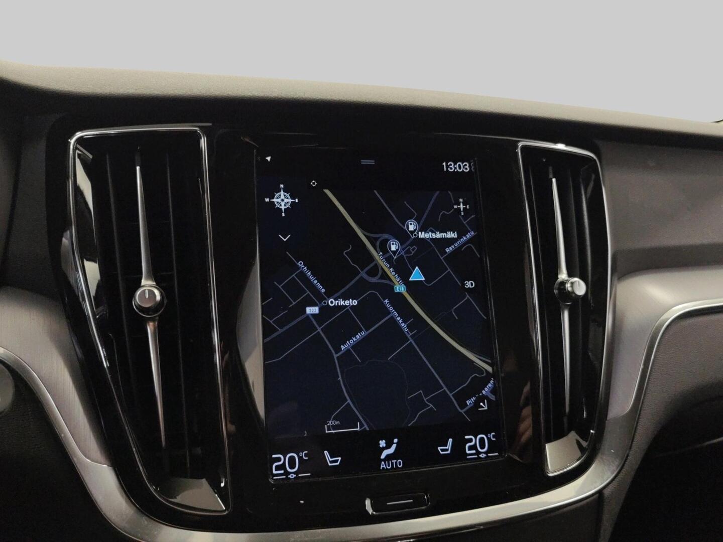 VOLVO V60 2022
