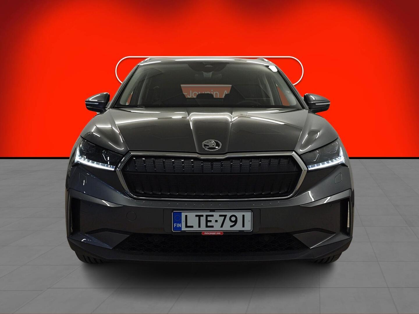SKODA Enyaq 2025