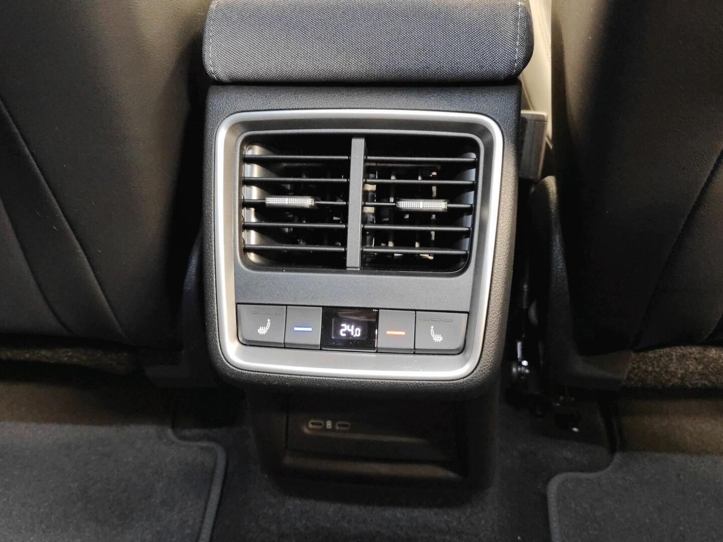 SKODA Enyaq 2026