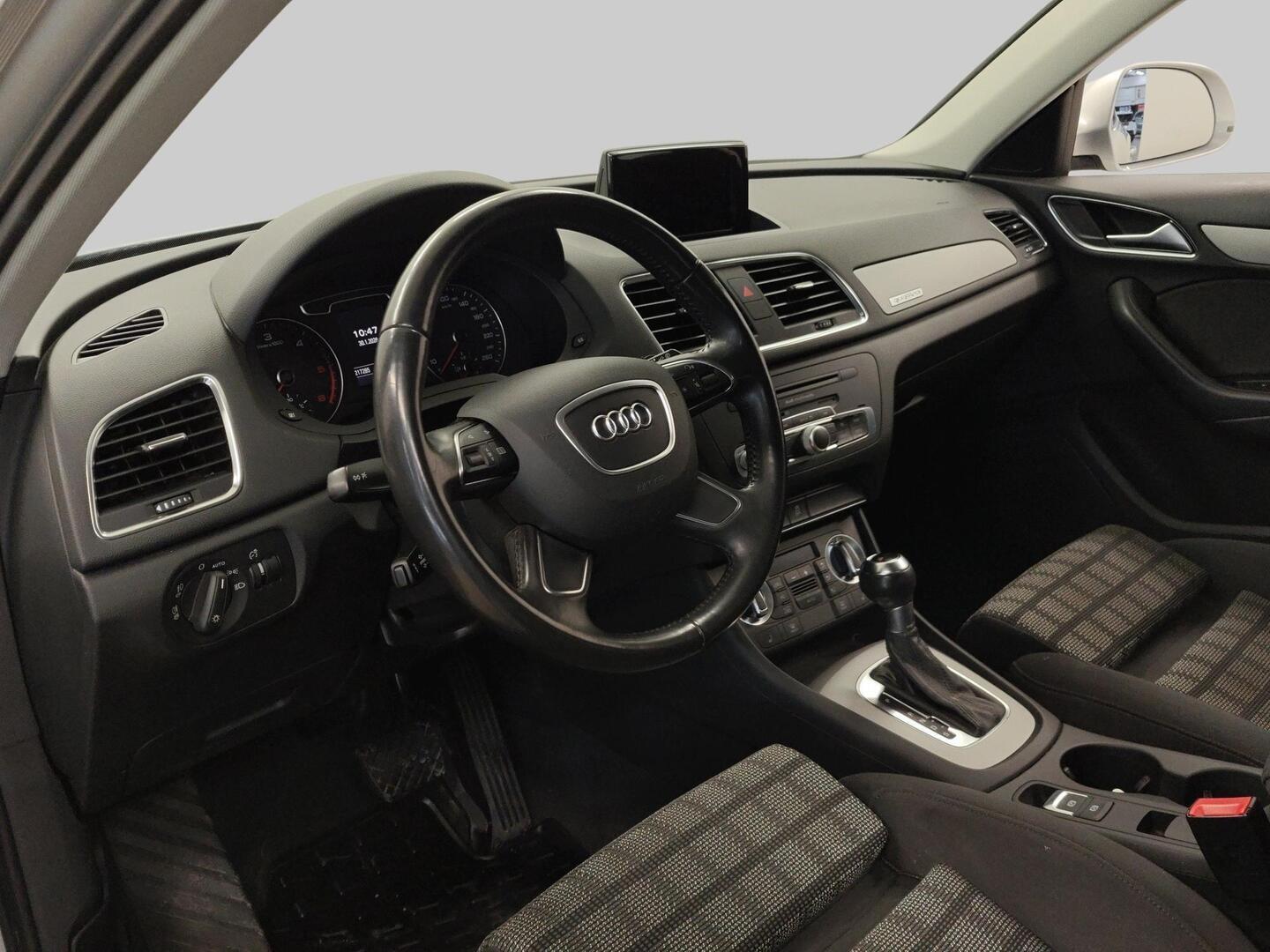 AUDI Q3 2013