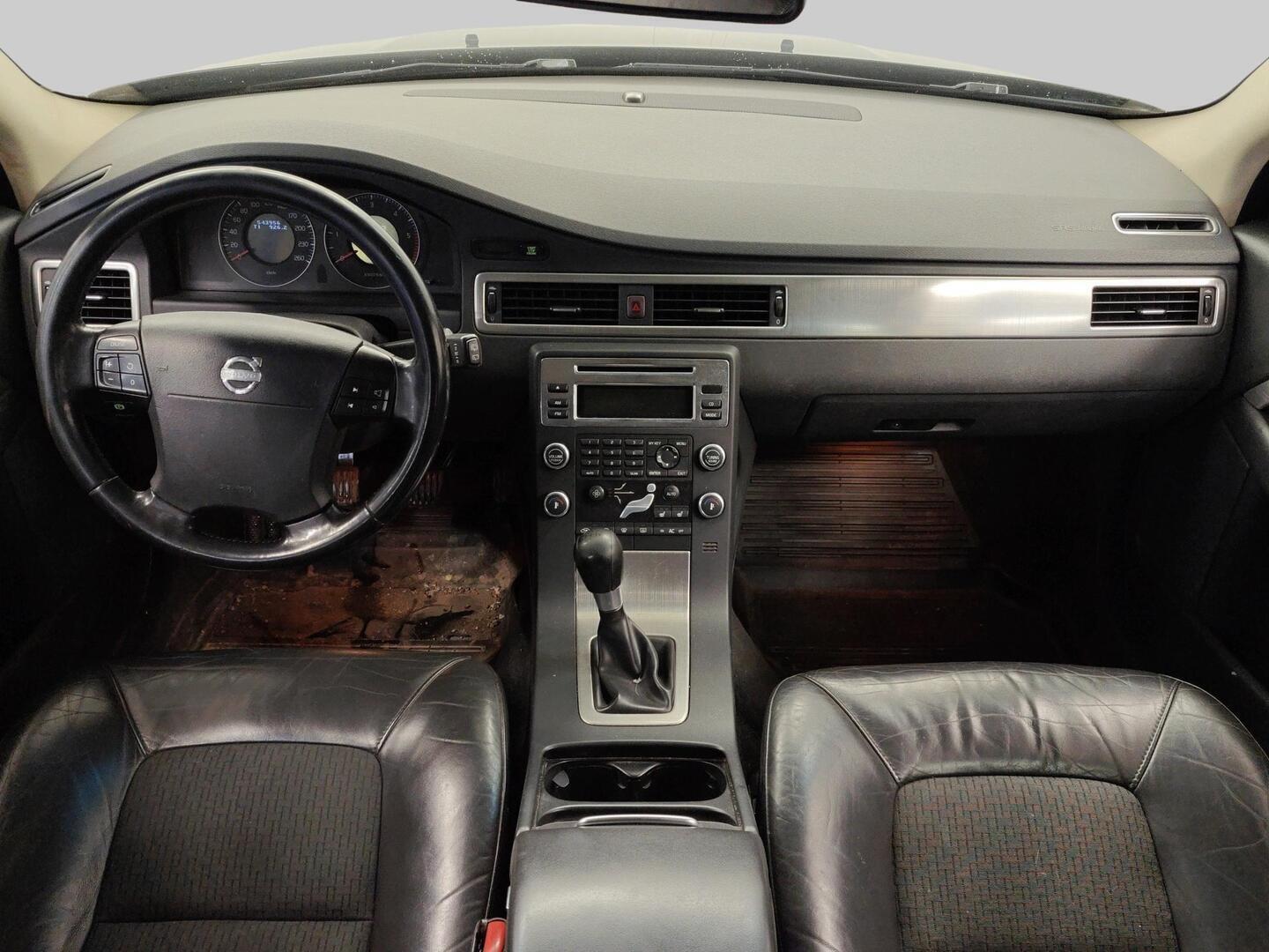 VOLVO V70 2008