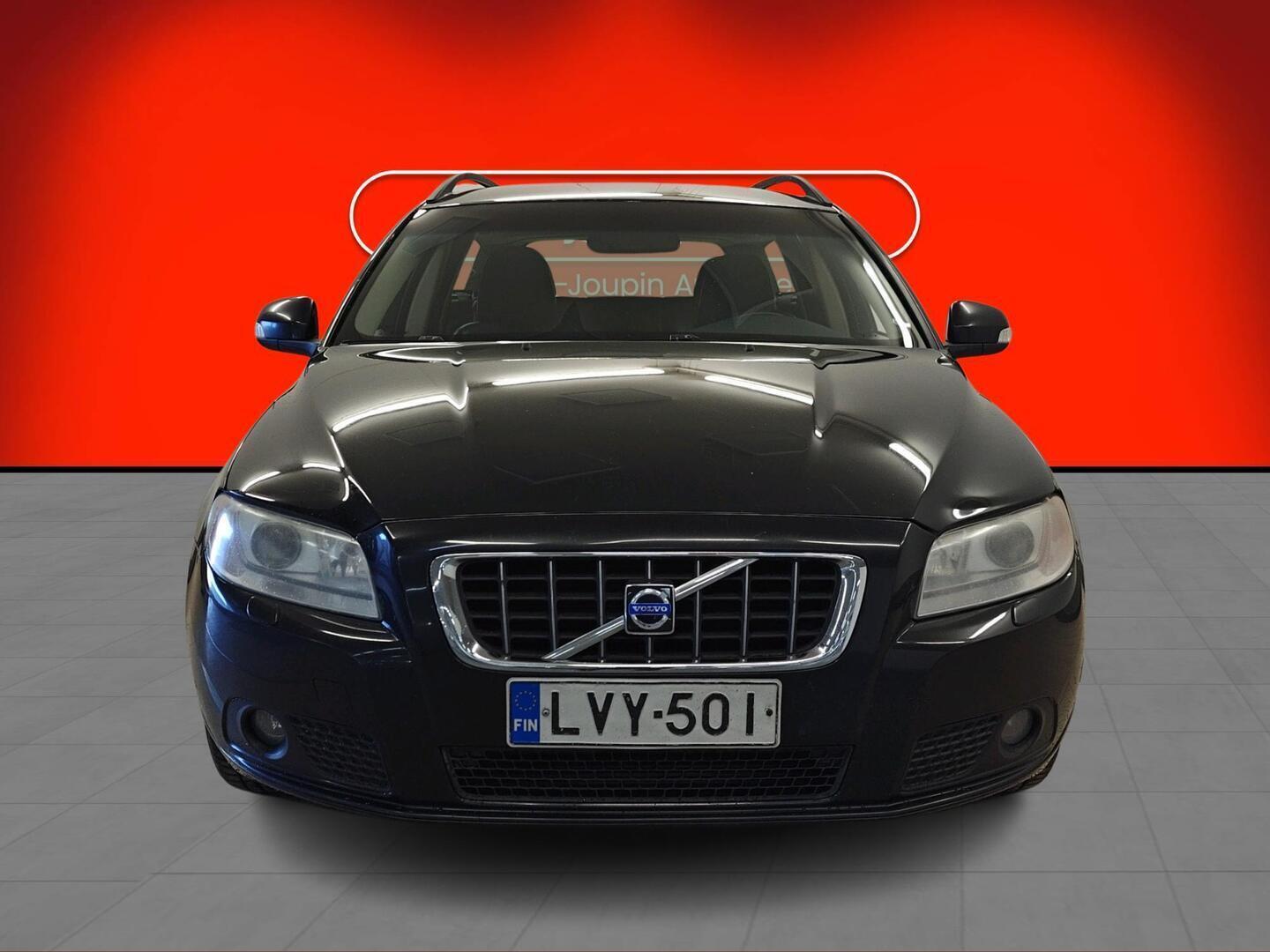 VOLVO V70 2008