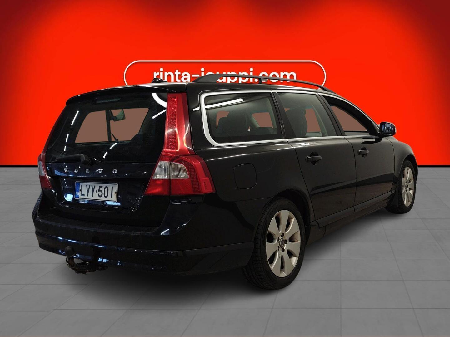 VOLVO V70 2008