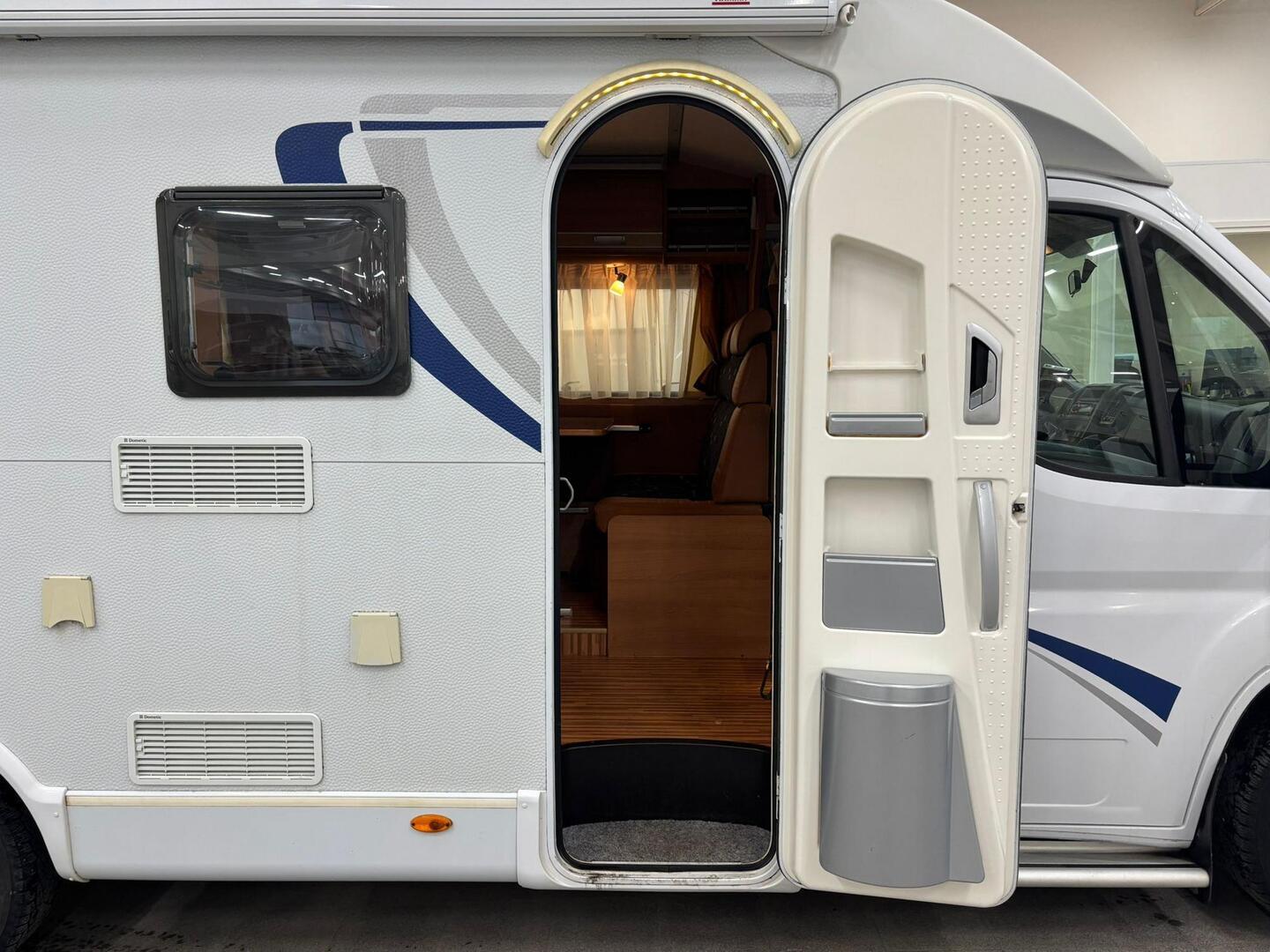 DETHLEFFS T 5841 Advantage 2011