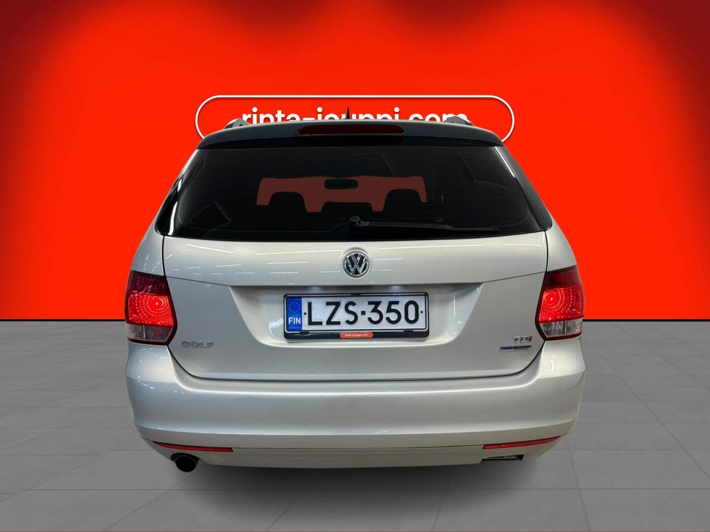 VOLKSWAGEN Golf 2011