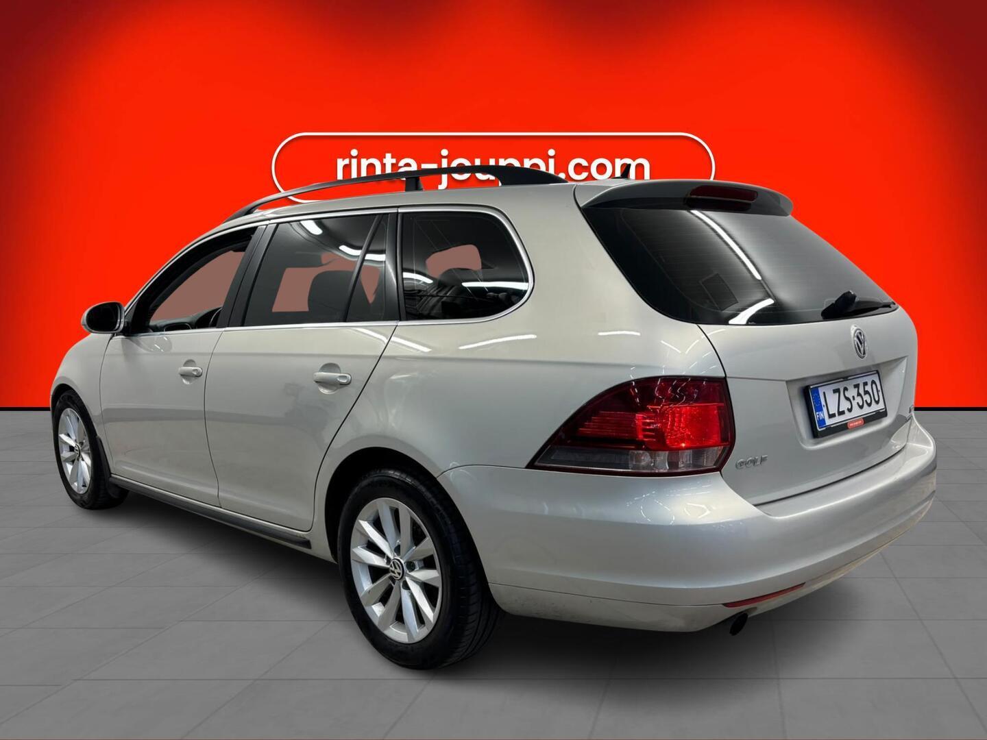 VOLKSWAGEN Golf 2011
