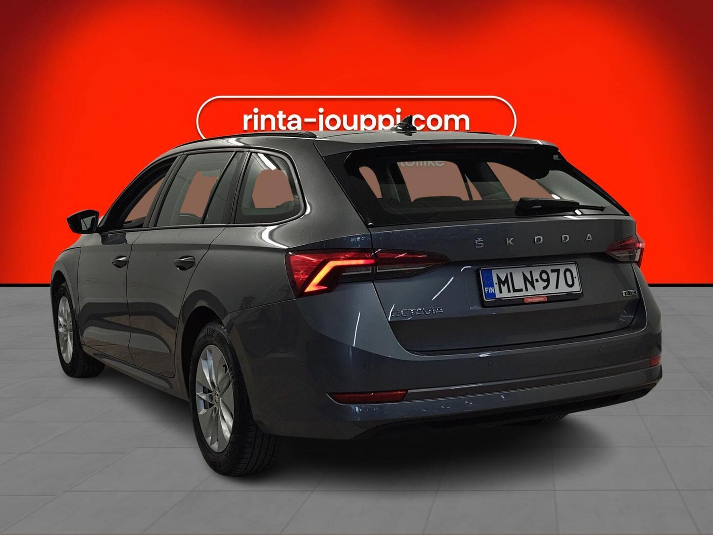 SKODA Octavia 2024