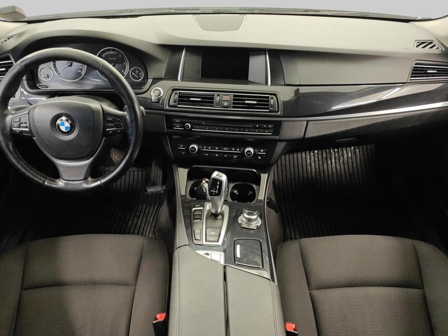 BMW 520 2014