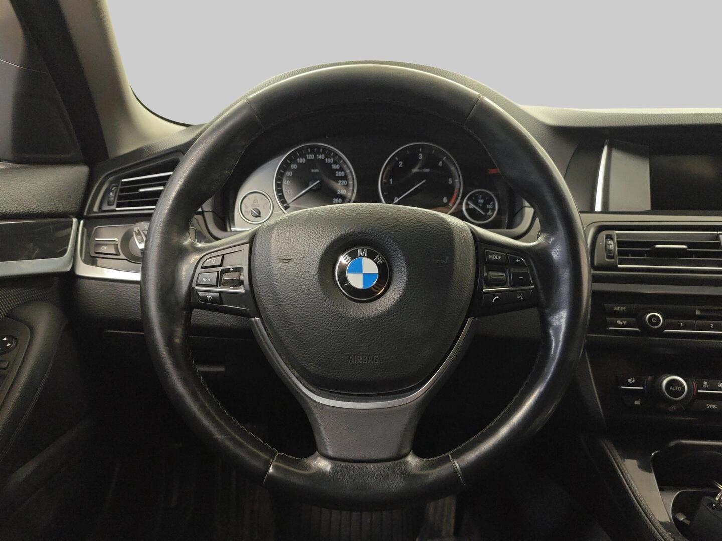 BMW 520 2014