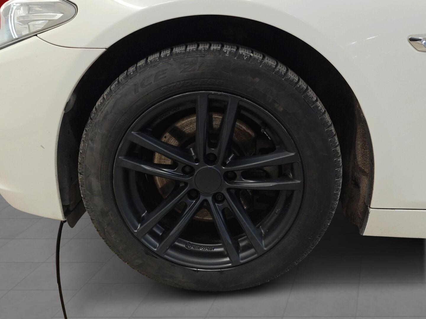 BMW 520 2014