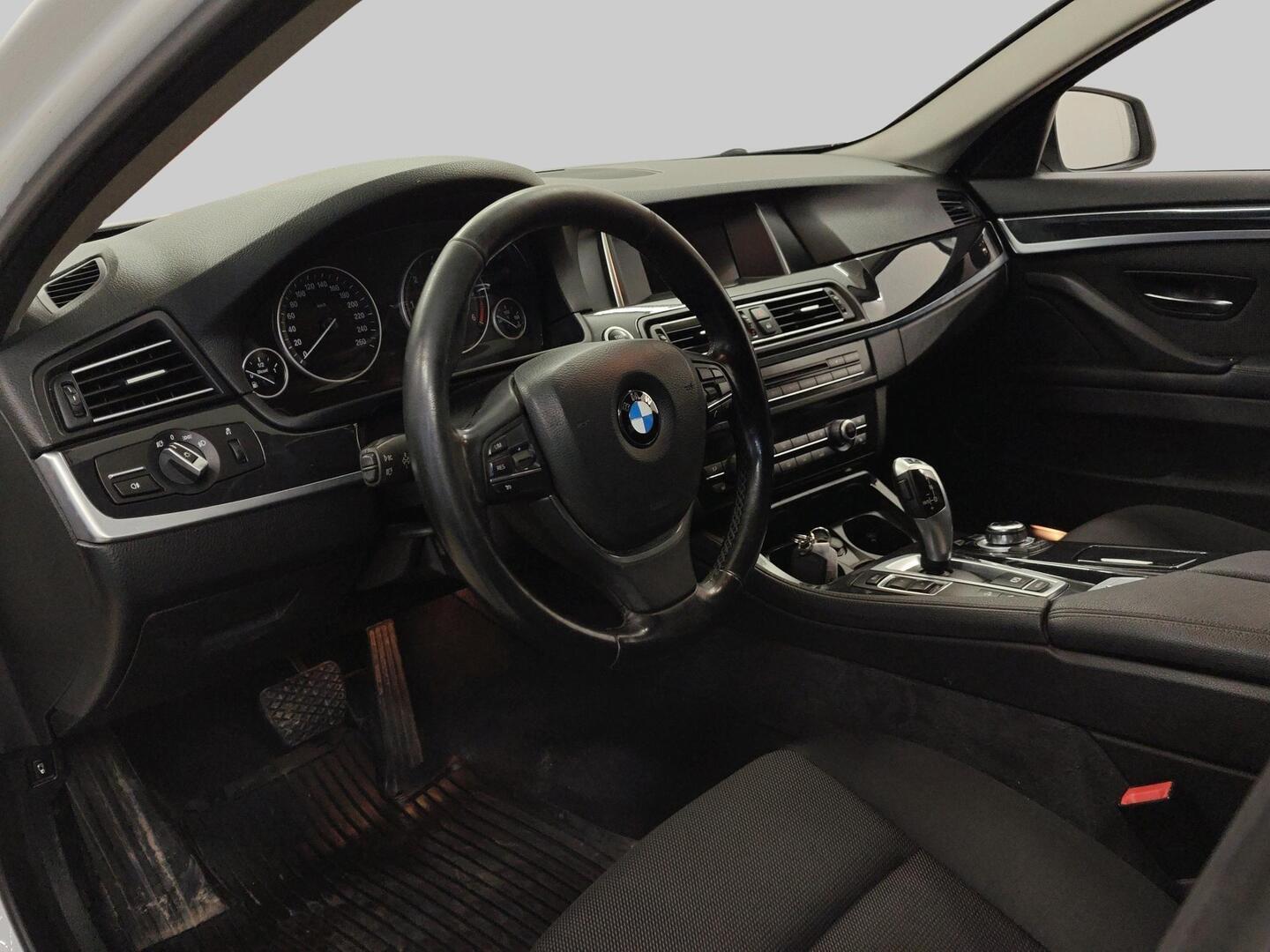 BMW 520 2014