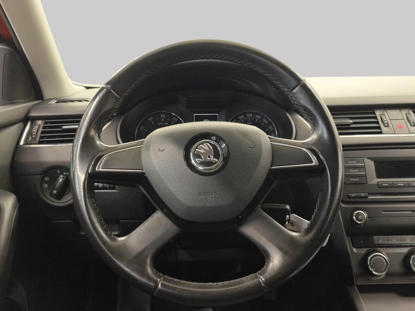 SKODA OCTAVIA 2014
