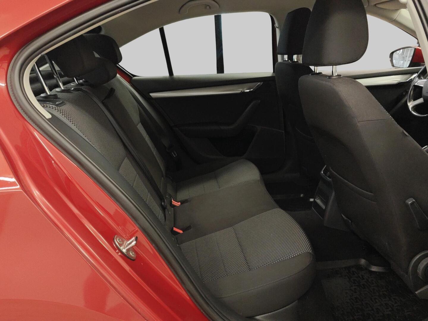 SKODA OCTAVIA 2014