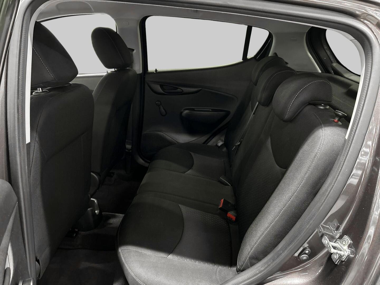 OPEL KARL 2016