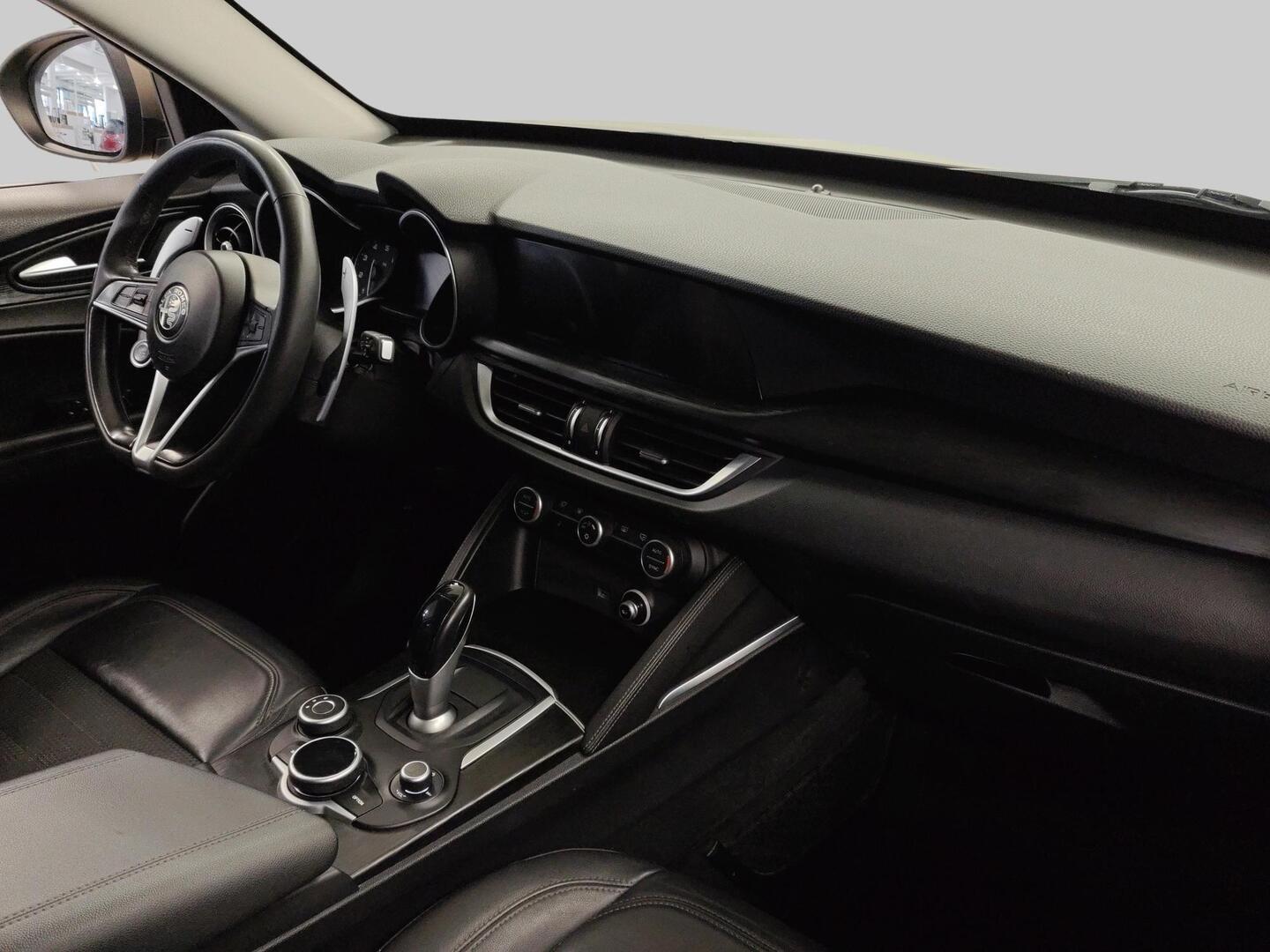 ALFA ROMEO Stelvio 2017