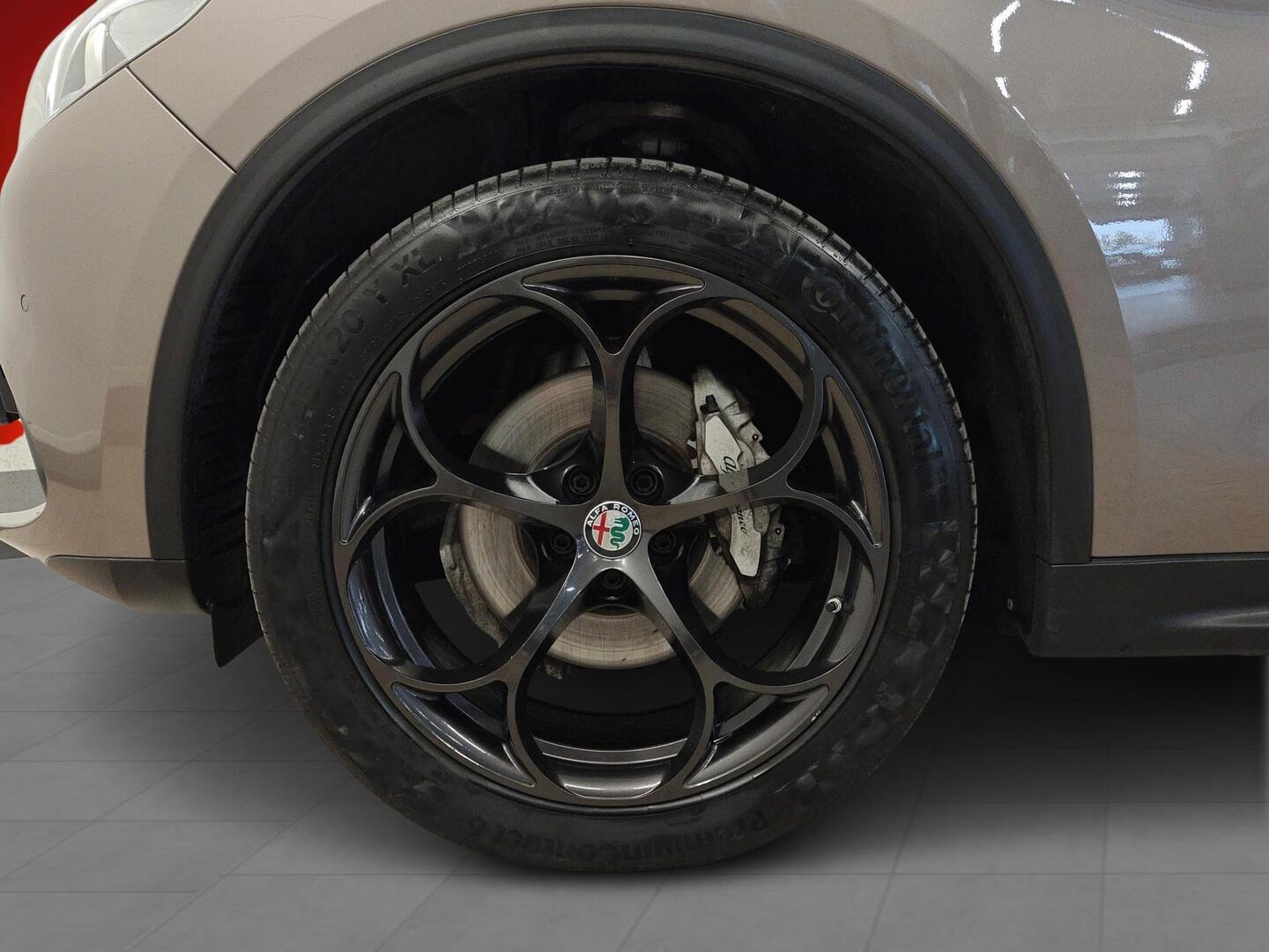 ALFA ROMEO Stelvio 2017