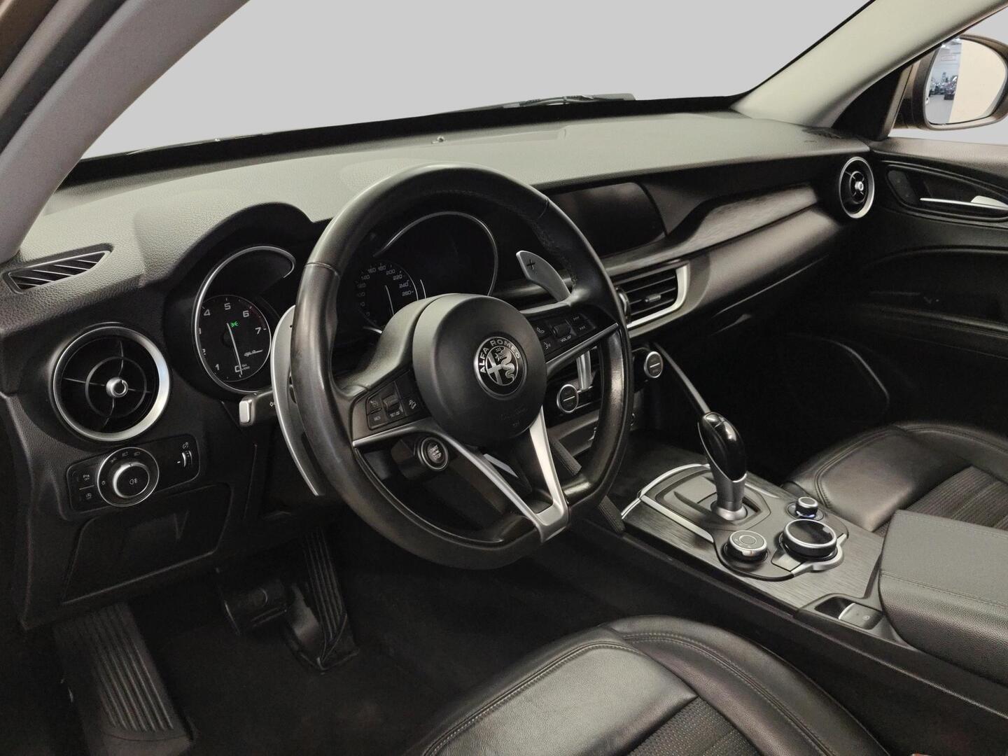 ALFA ROMEO Stelvio 2017