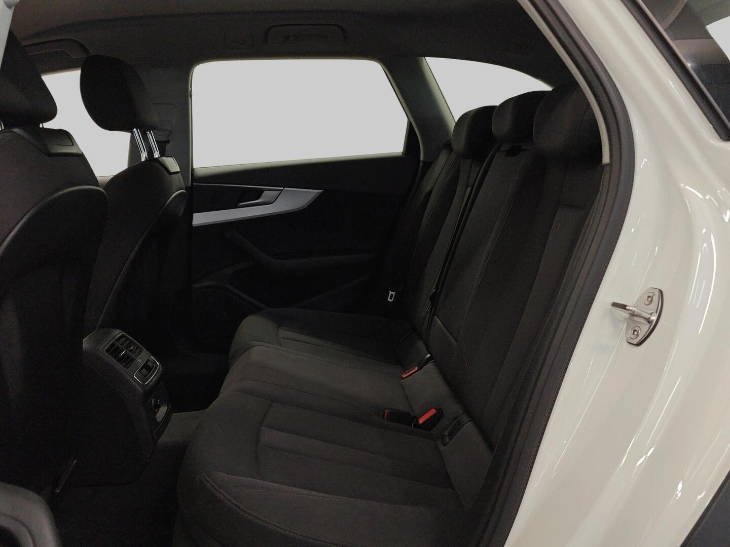 AUDI A4 allroad quattro 2018