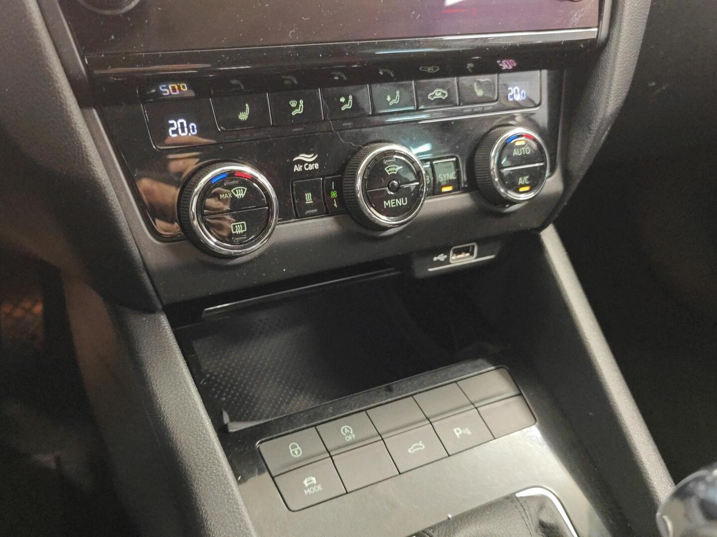 SKODA Octavia 2019