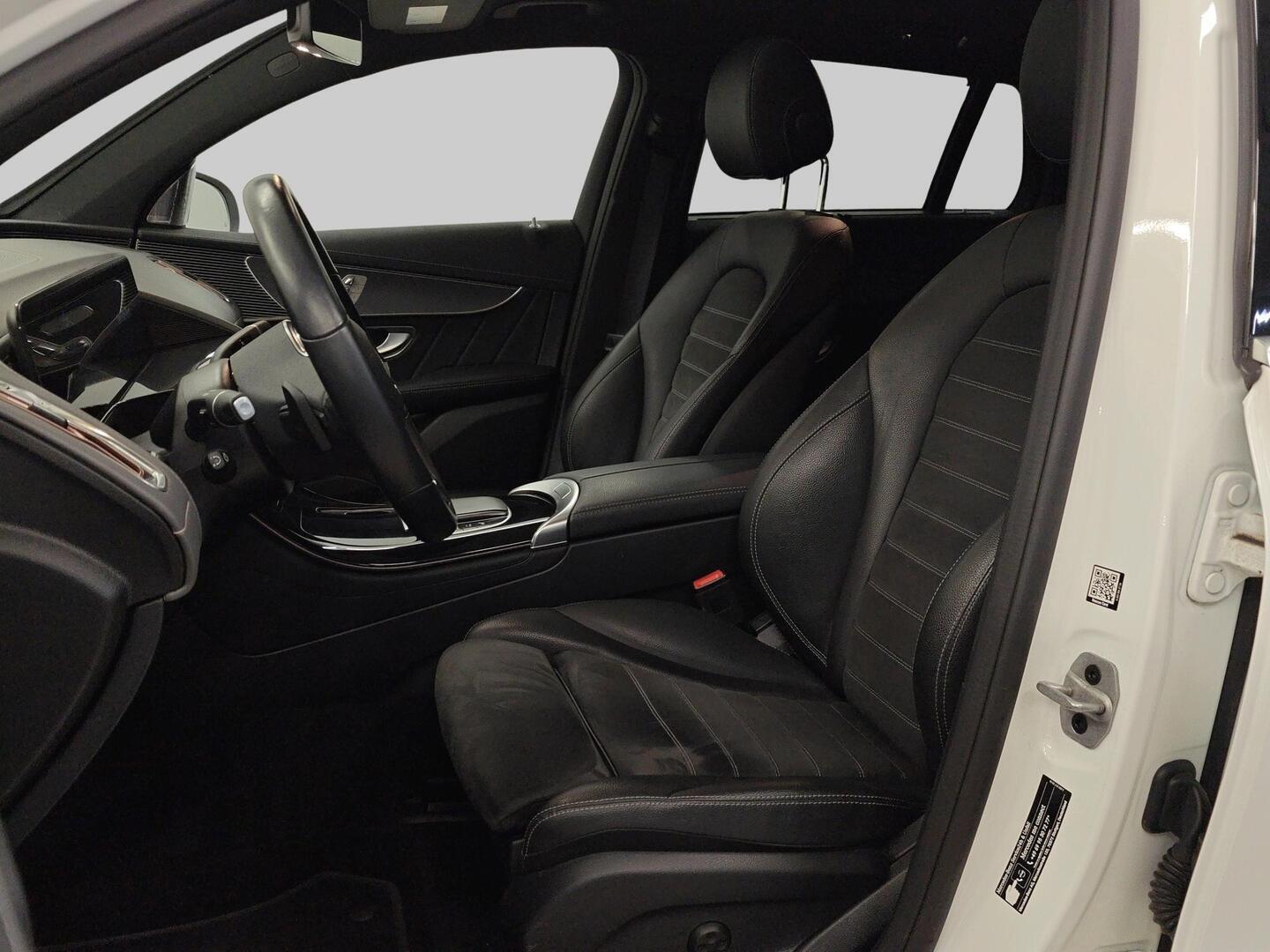 MERCEDES-BENZ EQC 2021