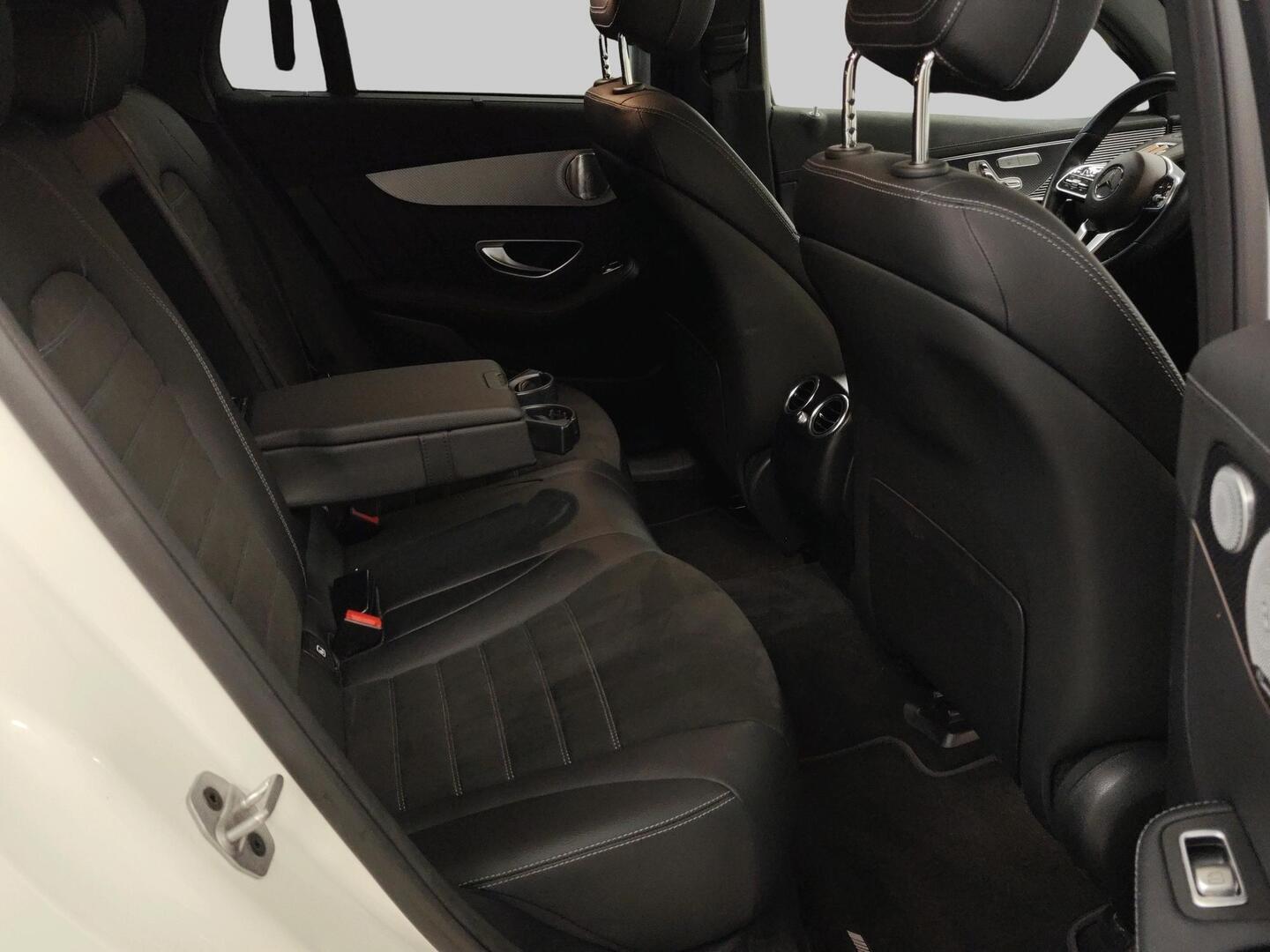 MERCEDES-BENZ EQC 2021