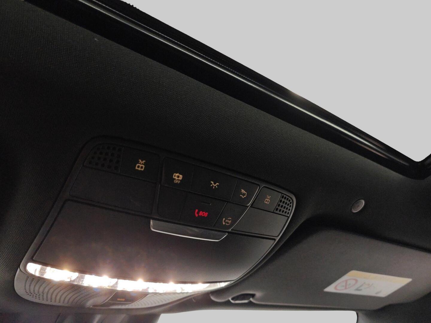 MERCEDES-BENZ EQC 2021