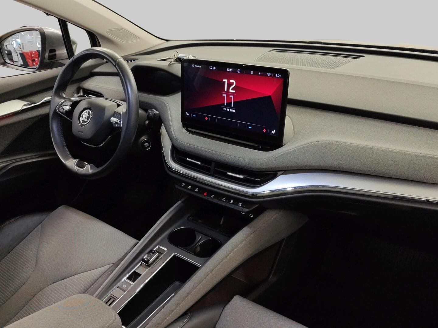 SKODA Enyaq 2023