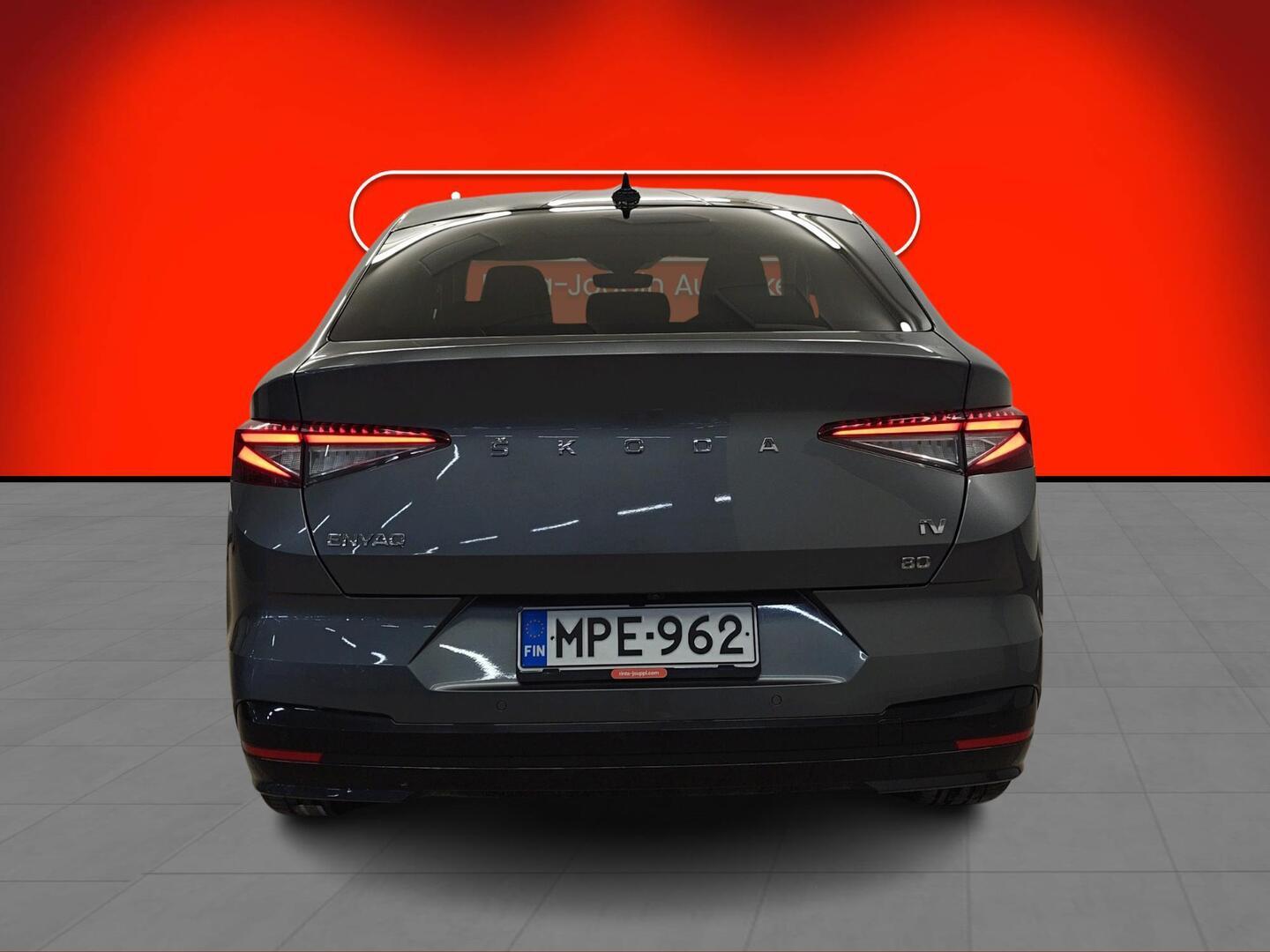 SKODA Enyaq 2023