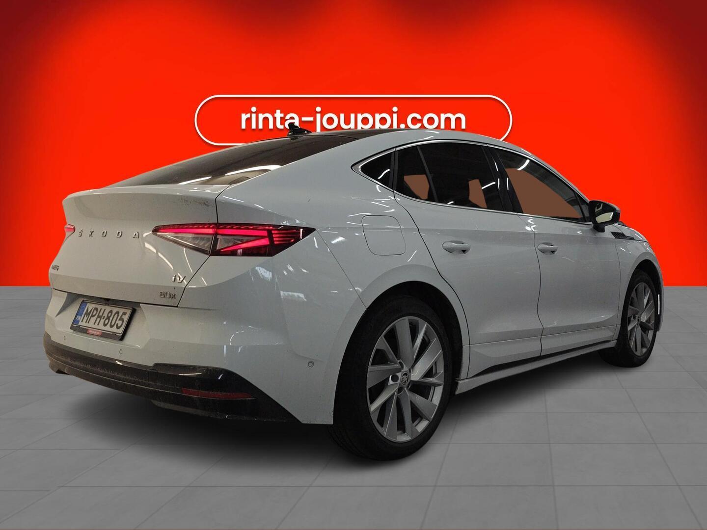 SKODA Enyaq 2023