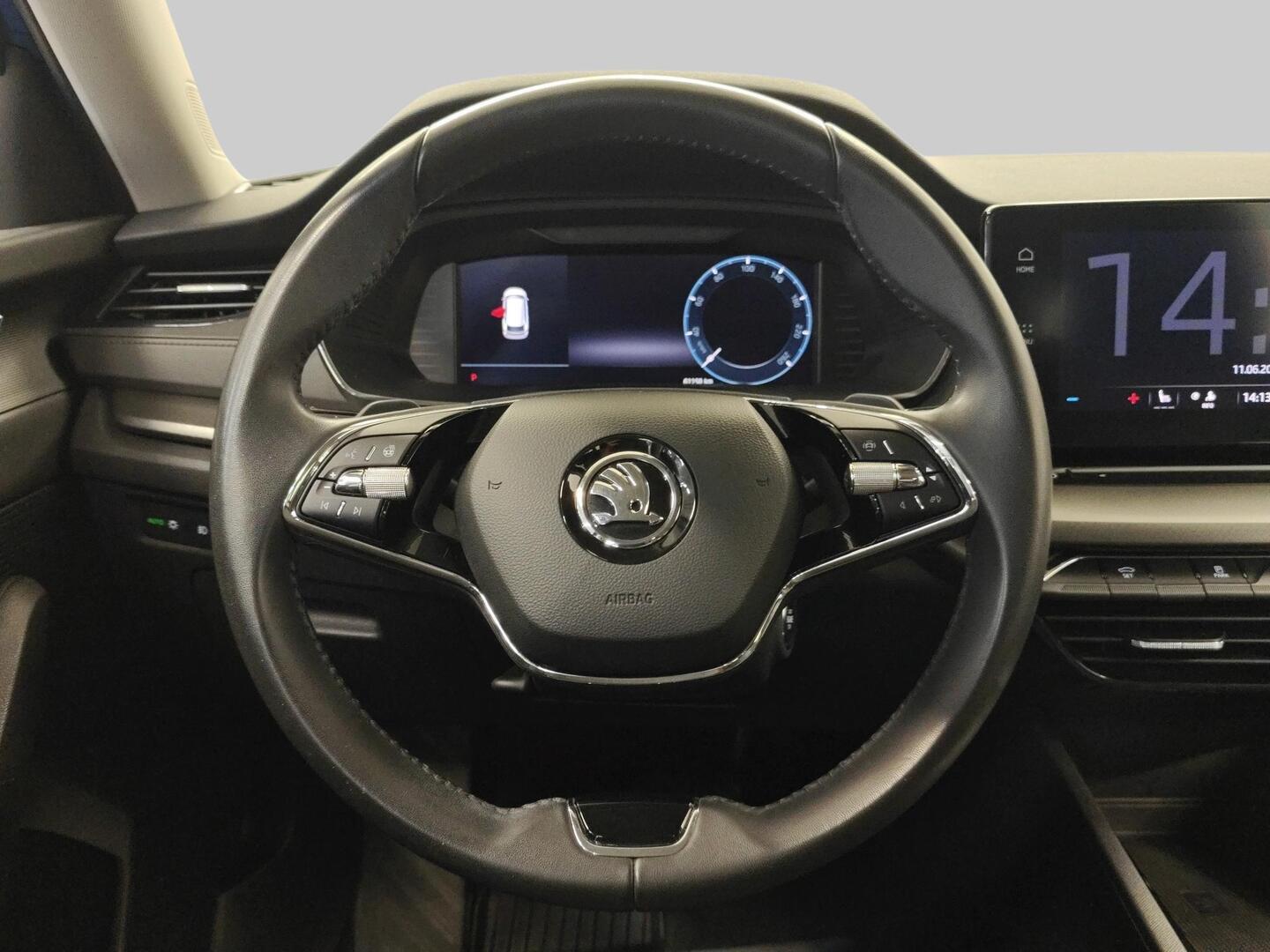 SKODA OCTAVIA 2024