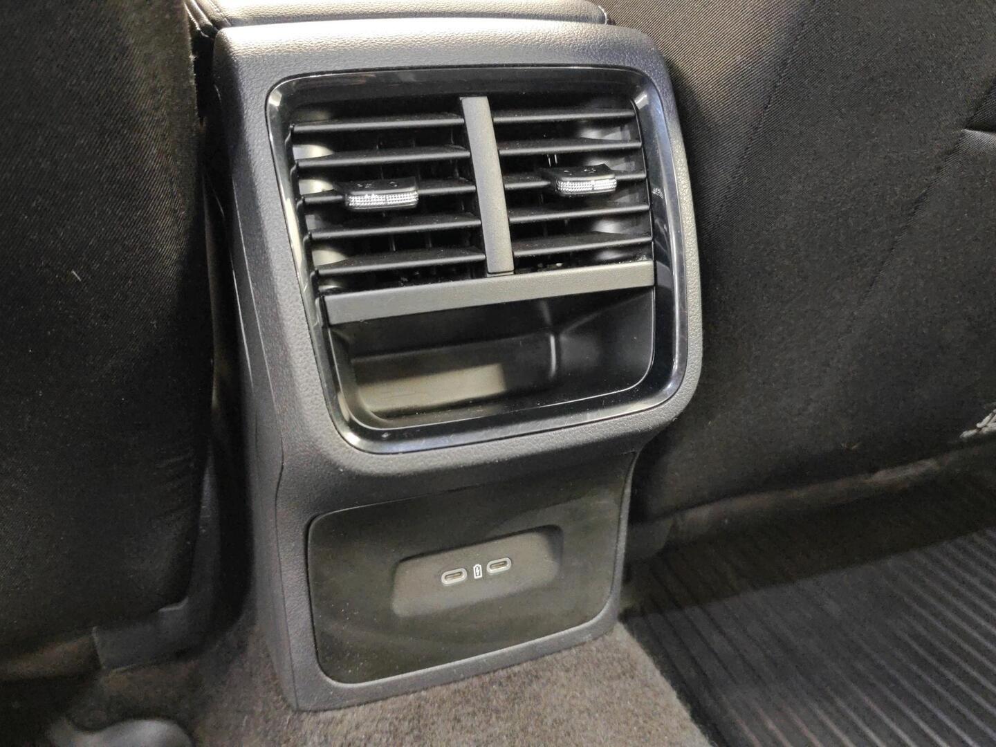 SKODA OCTAVIA 2024
