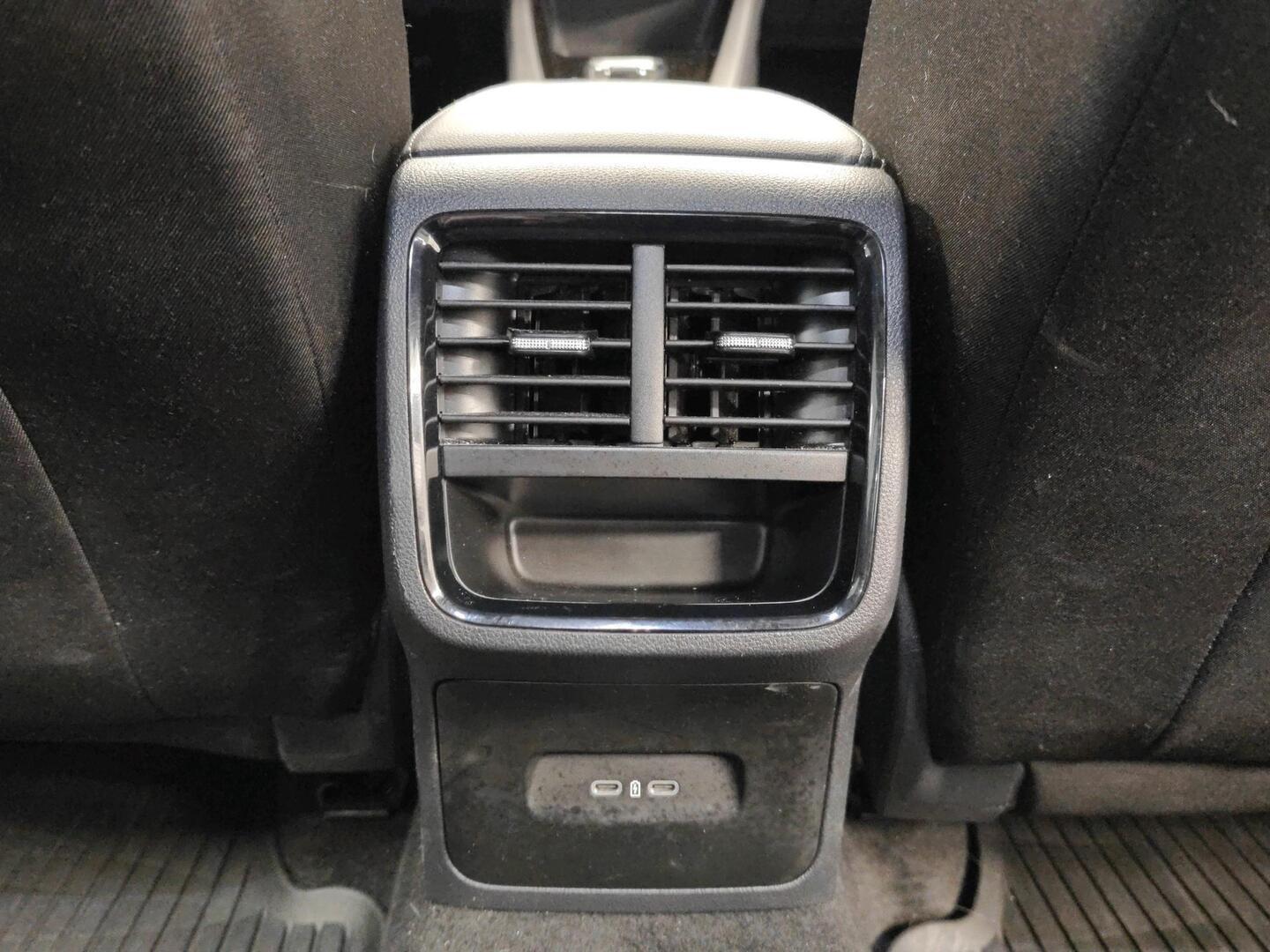 SKODA OCTAVIA 2024