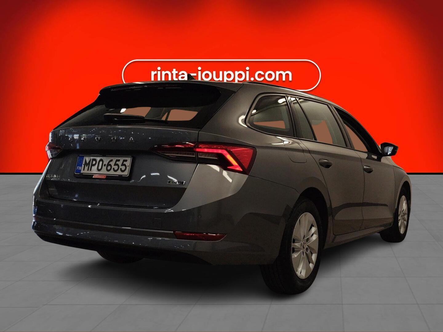 SKODA OCTAVIA 2024