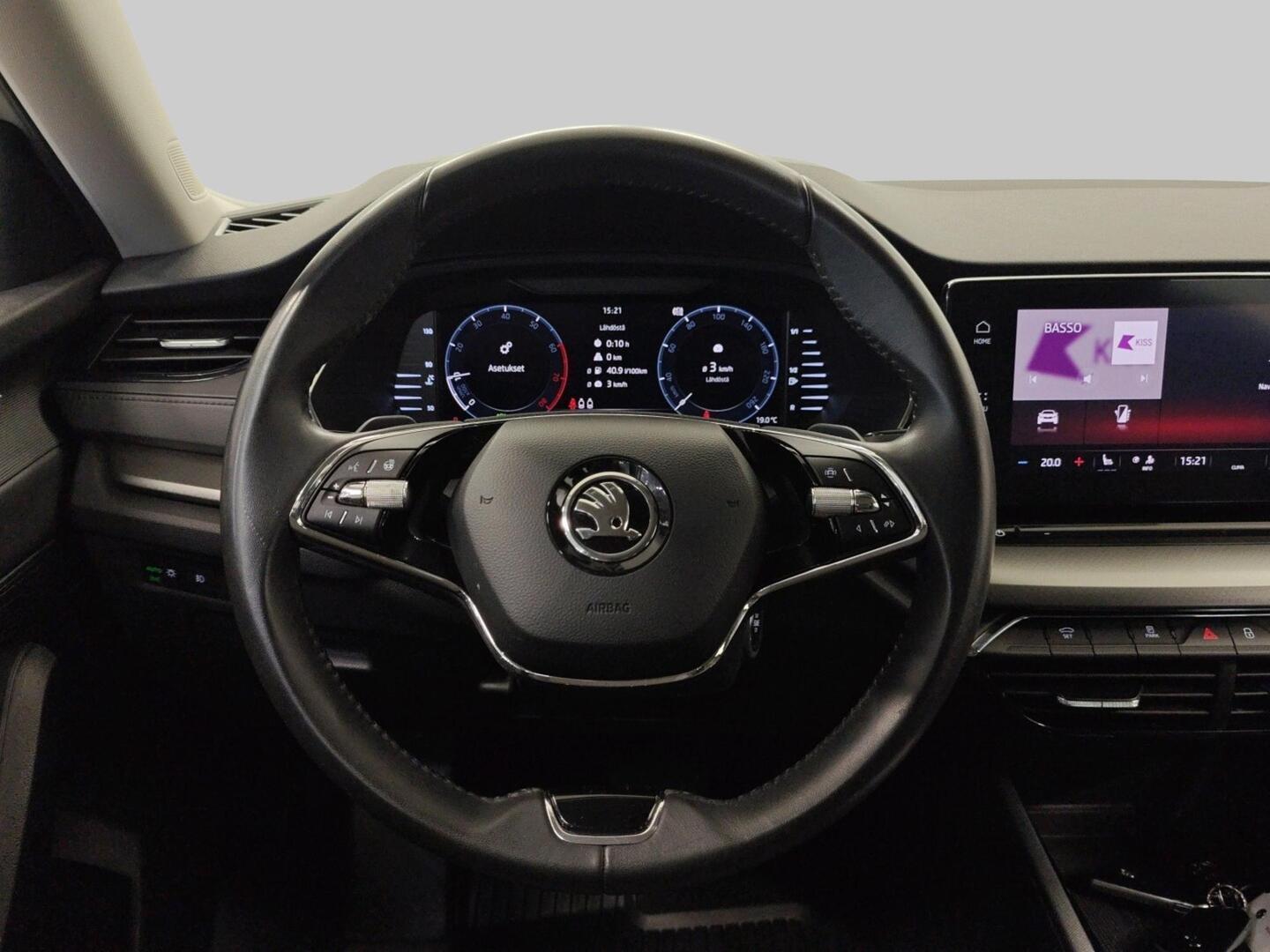 SKODA Octavia 2024