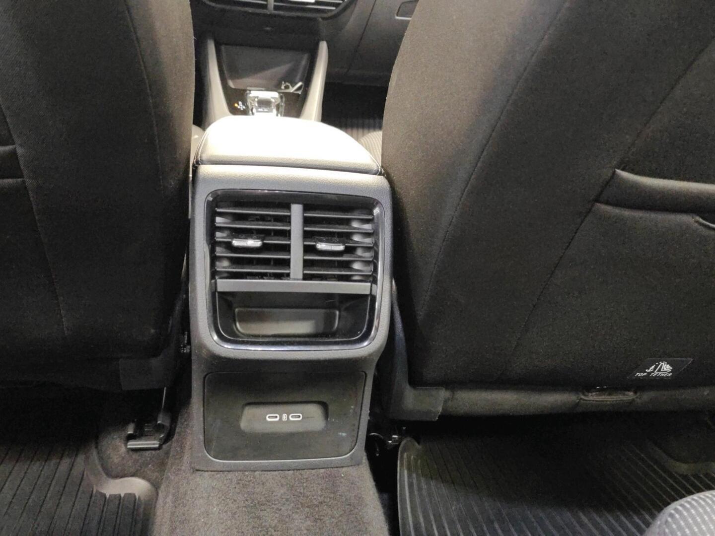 SKODA Octavia 2024