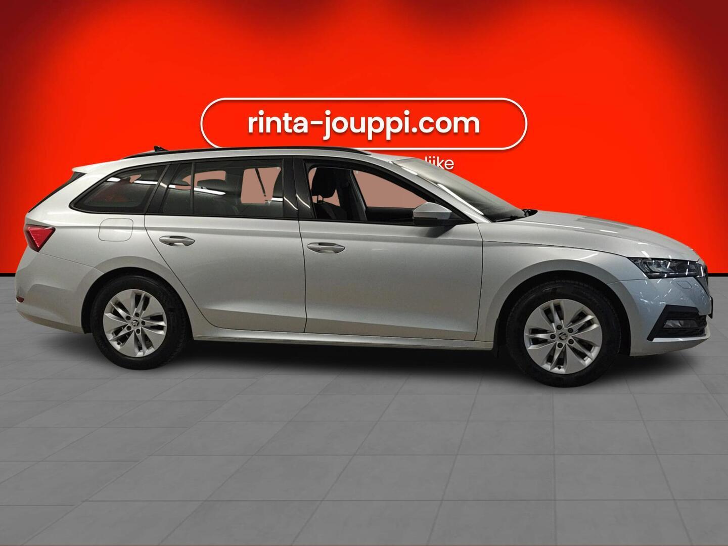 SKODA Octavia 2024