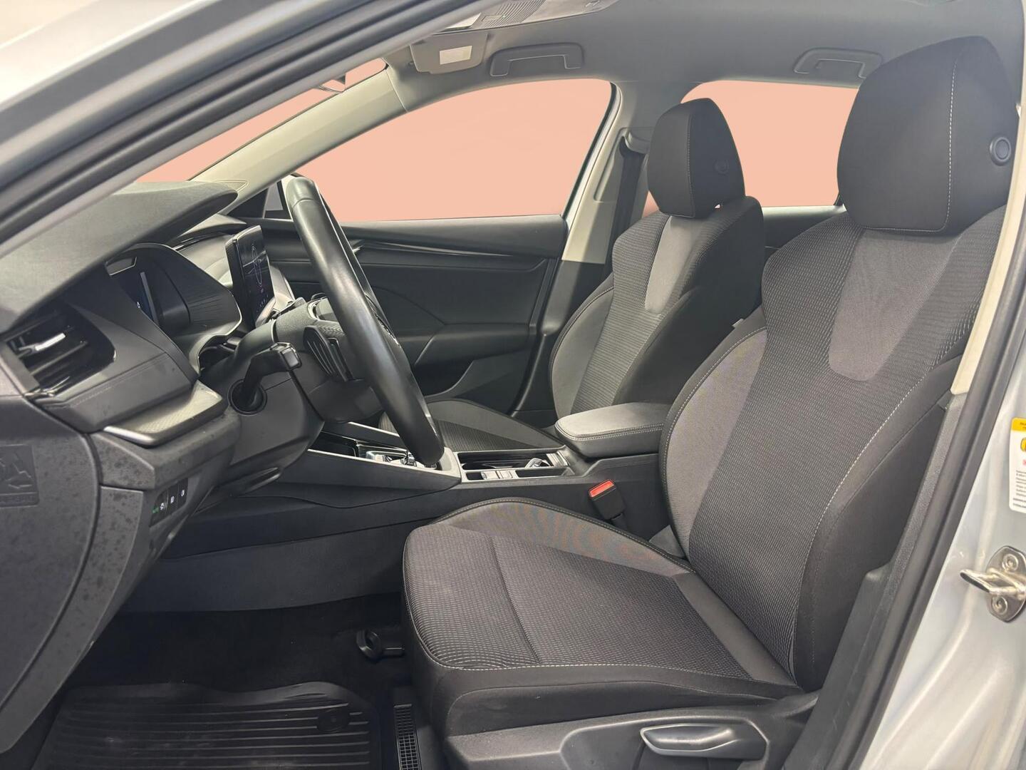 SKODA Octavia 2024