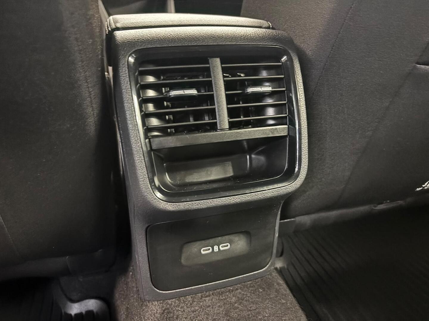 SKODA Octavia 2024