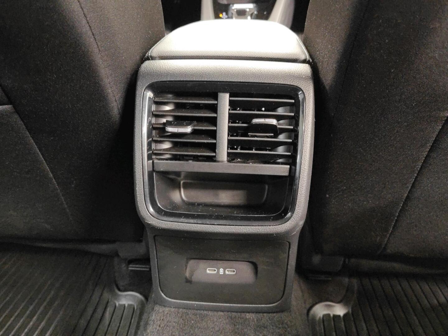 SKODA OCTAVIA 2024