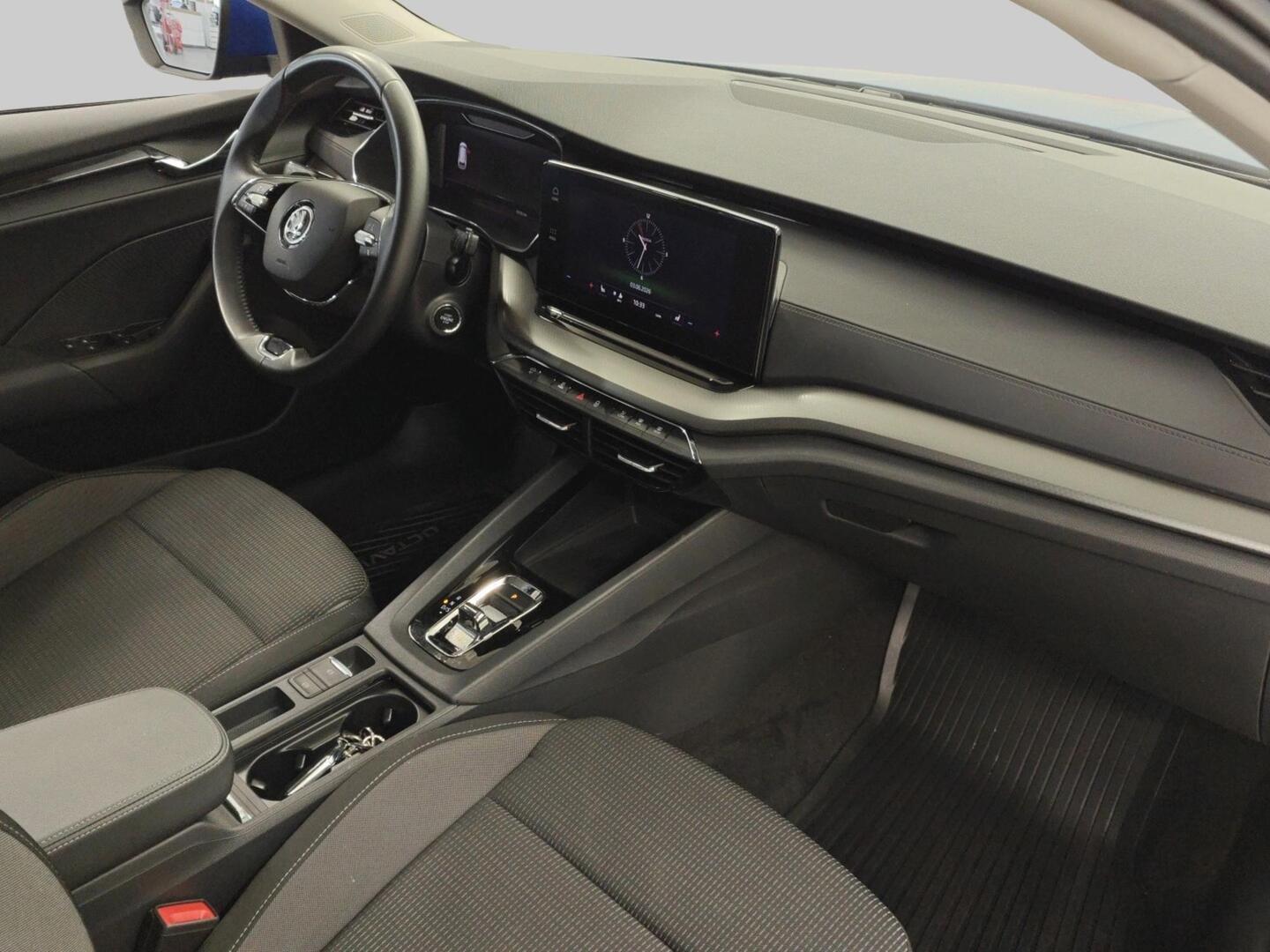 SKODA Octavia 2024
