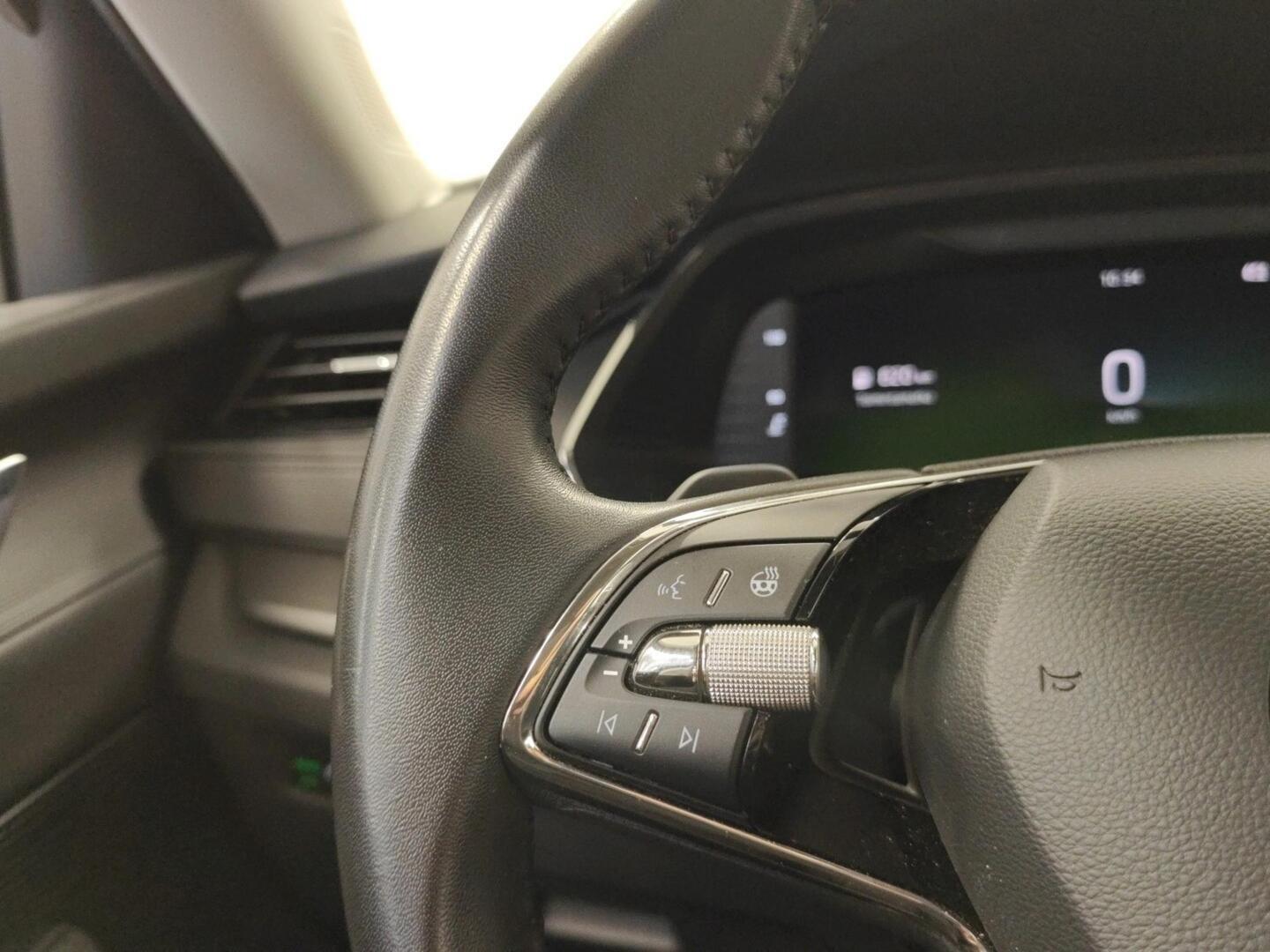 SKODA Octavia 2024