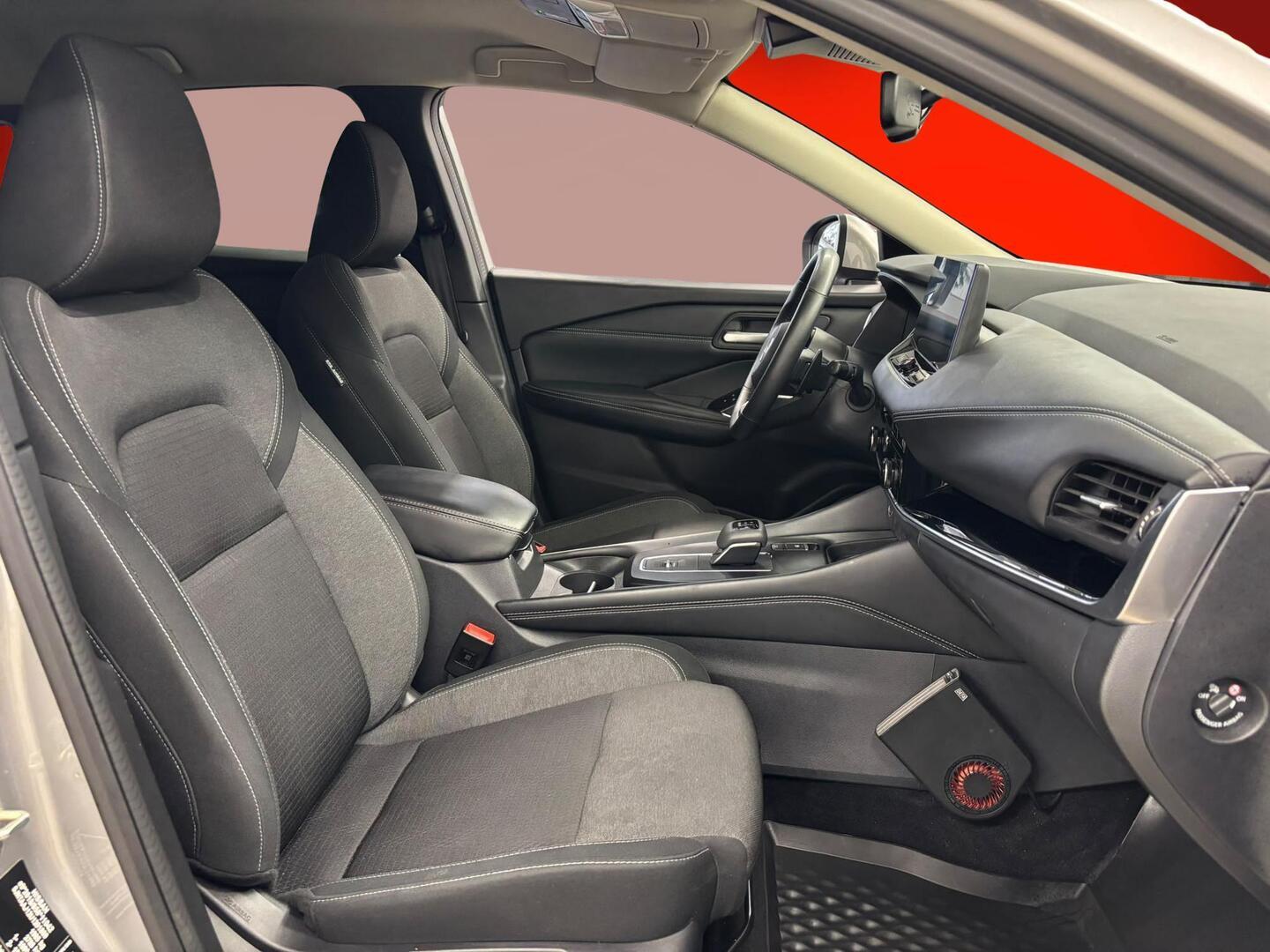 NISSAN Qashqai 2024