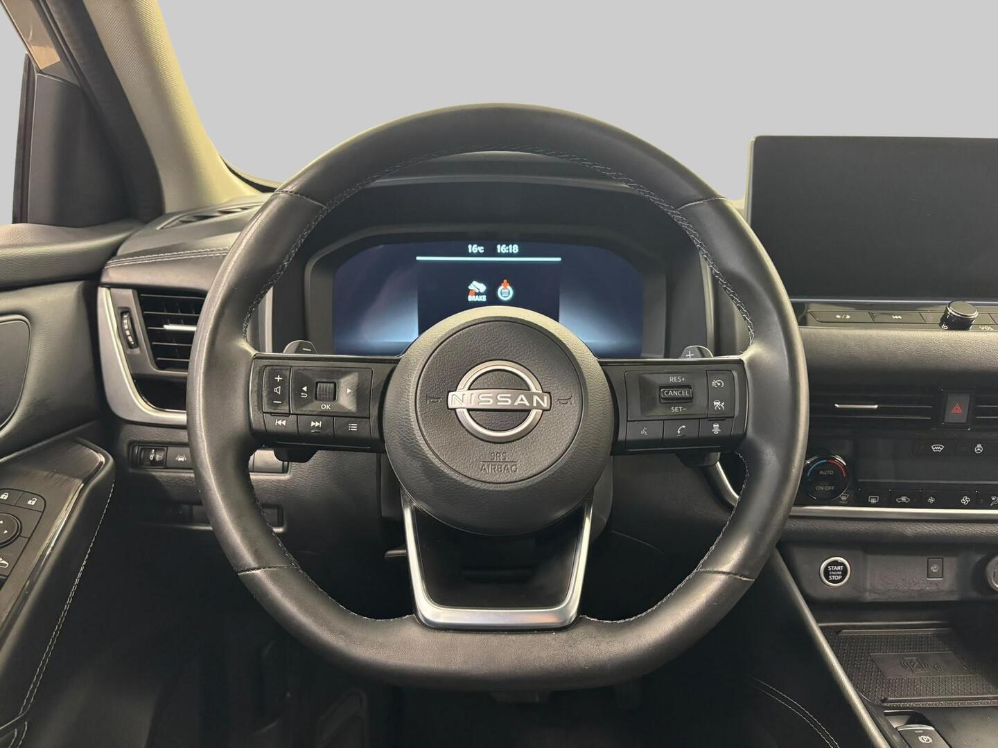NISSAN Qashqai 2024